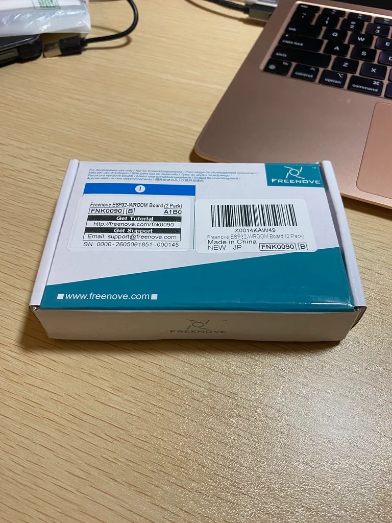Freenove ESP32-WROOM Board (FNK0090) のパッケージ